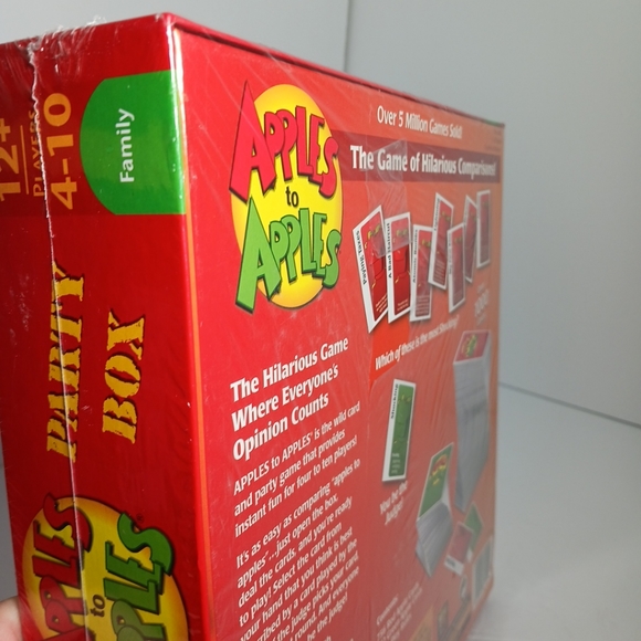 Apples to Apples Party Box Board Game 2007 Mattel Family Games - Picture 2 of 4